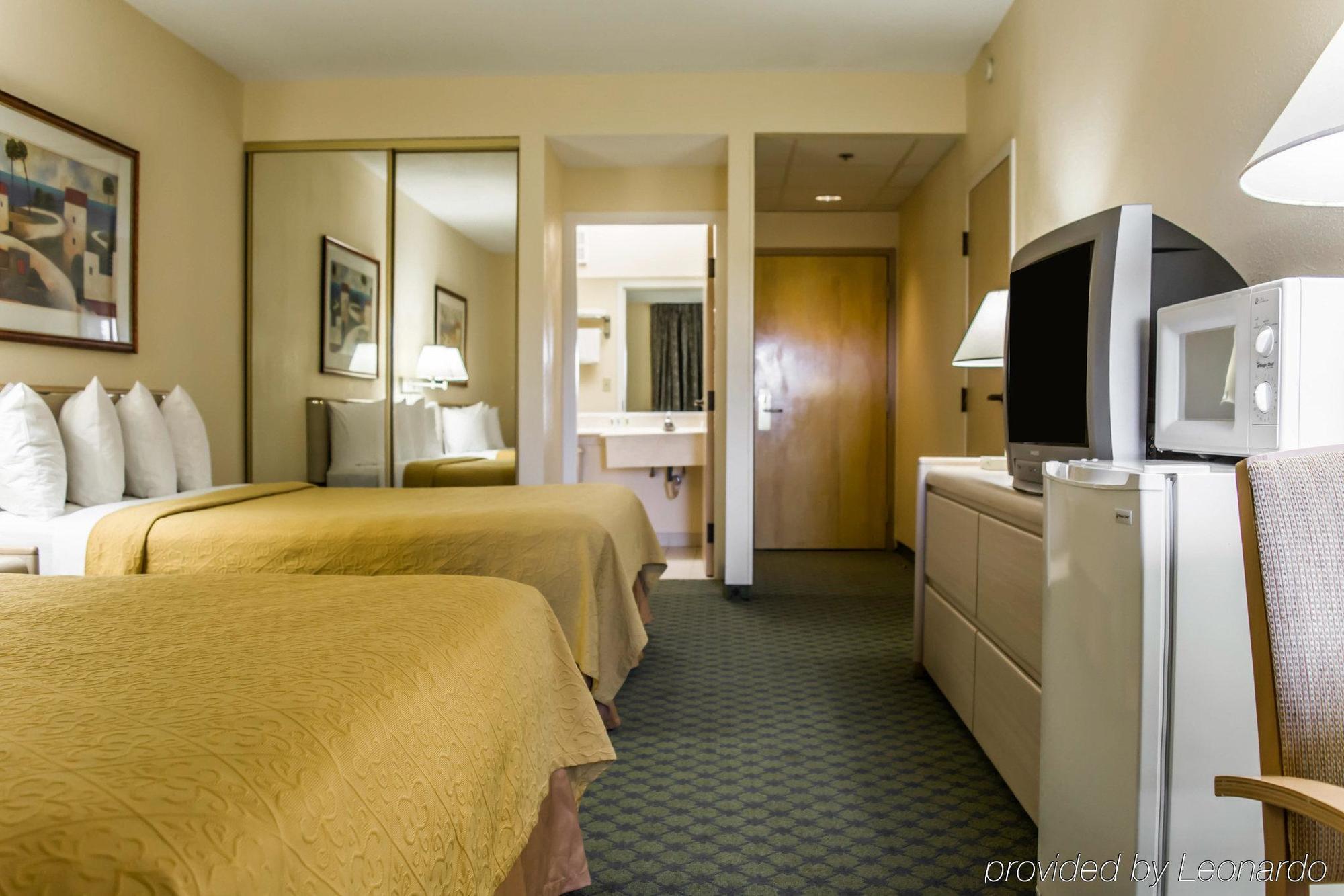 Quality Inn And Suites Golf Resort Golden Gate Eksteriør billede