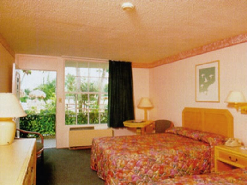 Quality Inn And Suites Golf Resort Golden Gate Eksteriør billede
