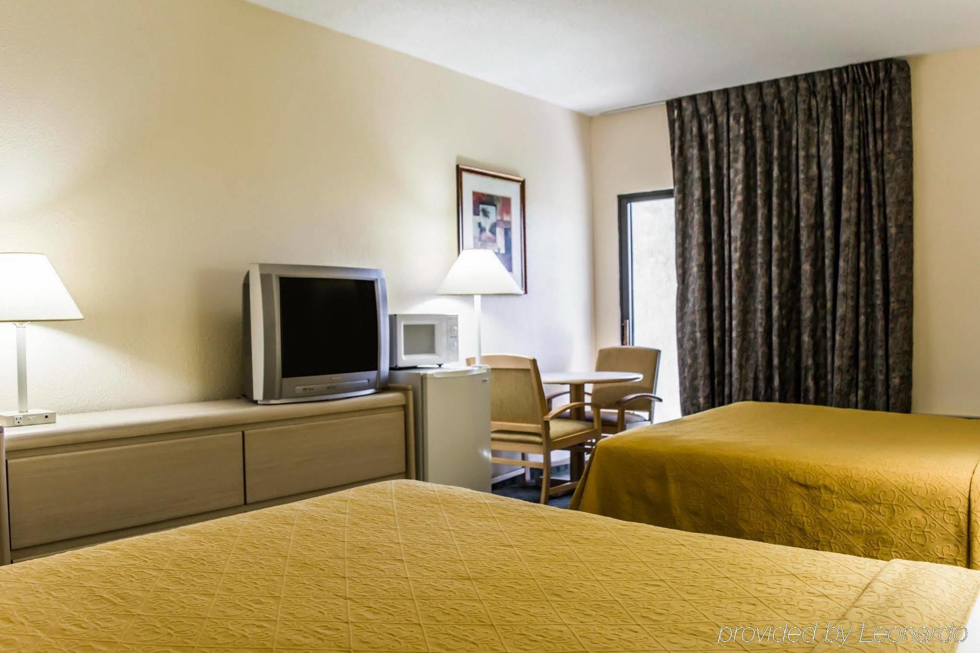 Quality Inn And Suites Golf Resort Golden Gate Eksteriør billede